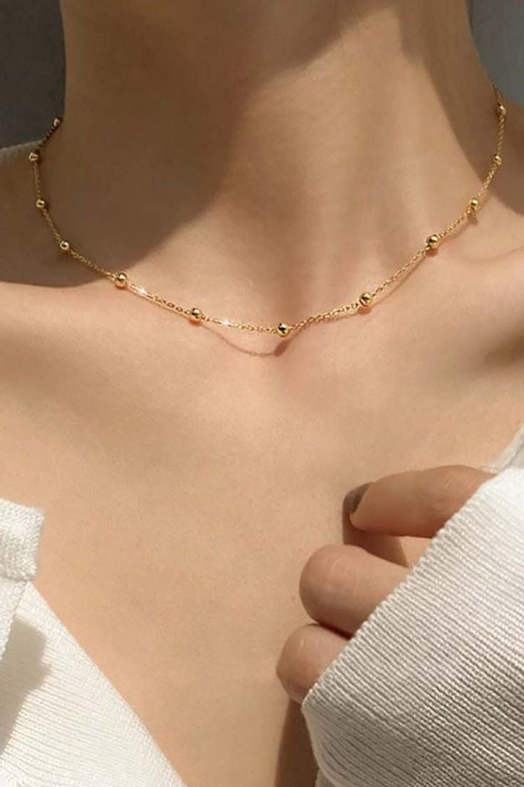 Neckpiece