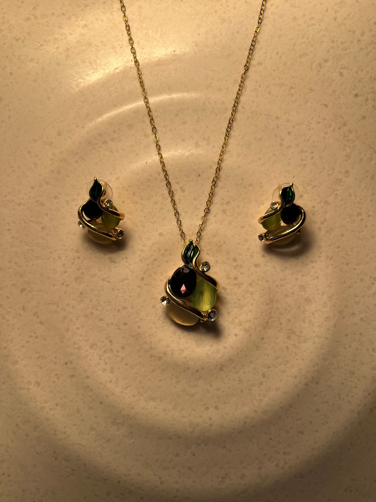 Emerald Grace Dual-Tone Pendant Set