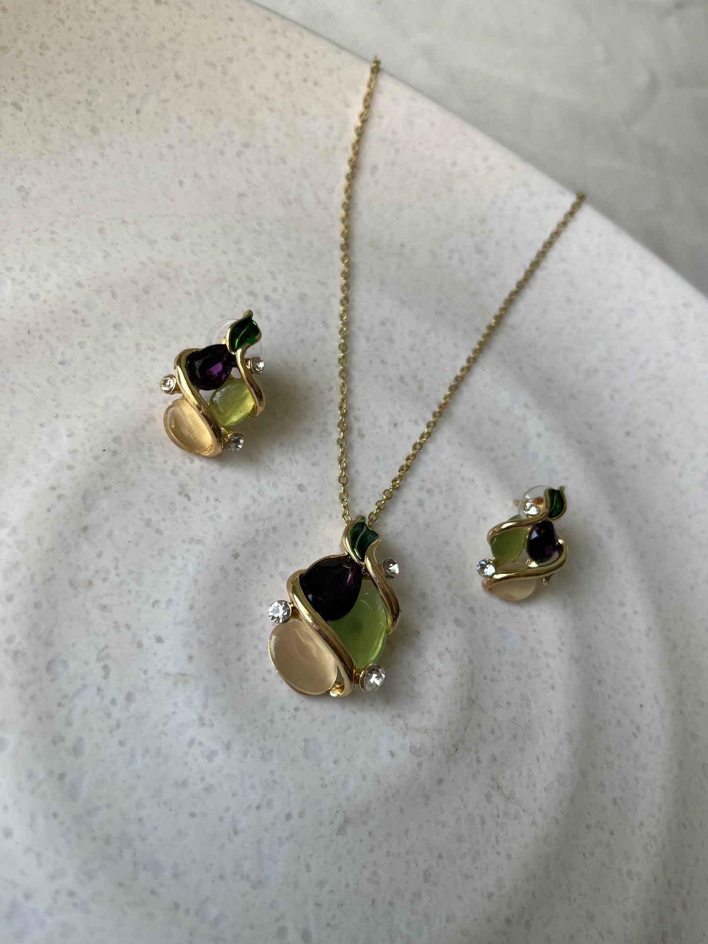 Emerald Grace Dual-Tone Pendant Set