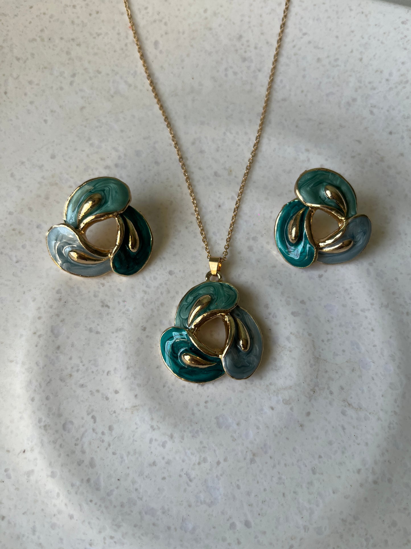 Emerald Swirl Enamel Jewellery Set