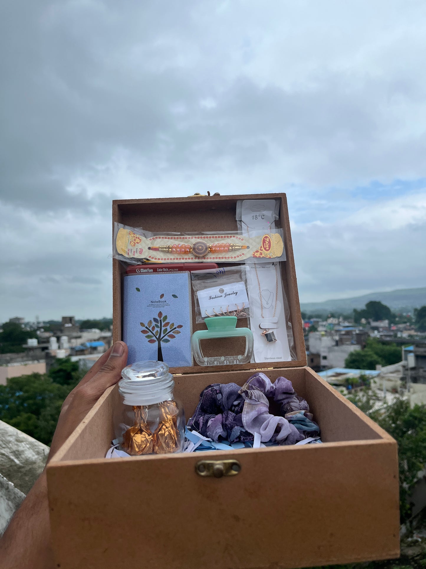 Rakhi Gift Hampers
