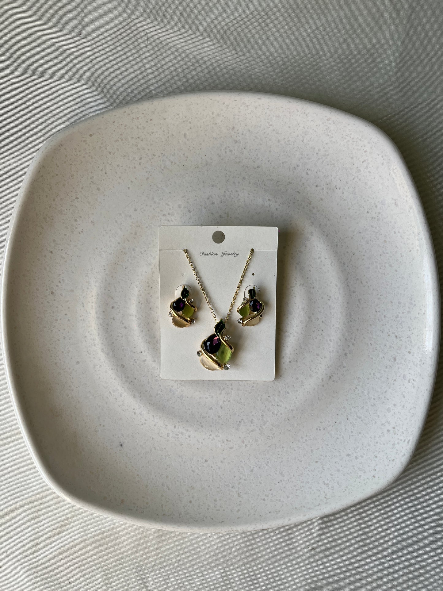 Emerald Grace Dual-Tone Pendant Set