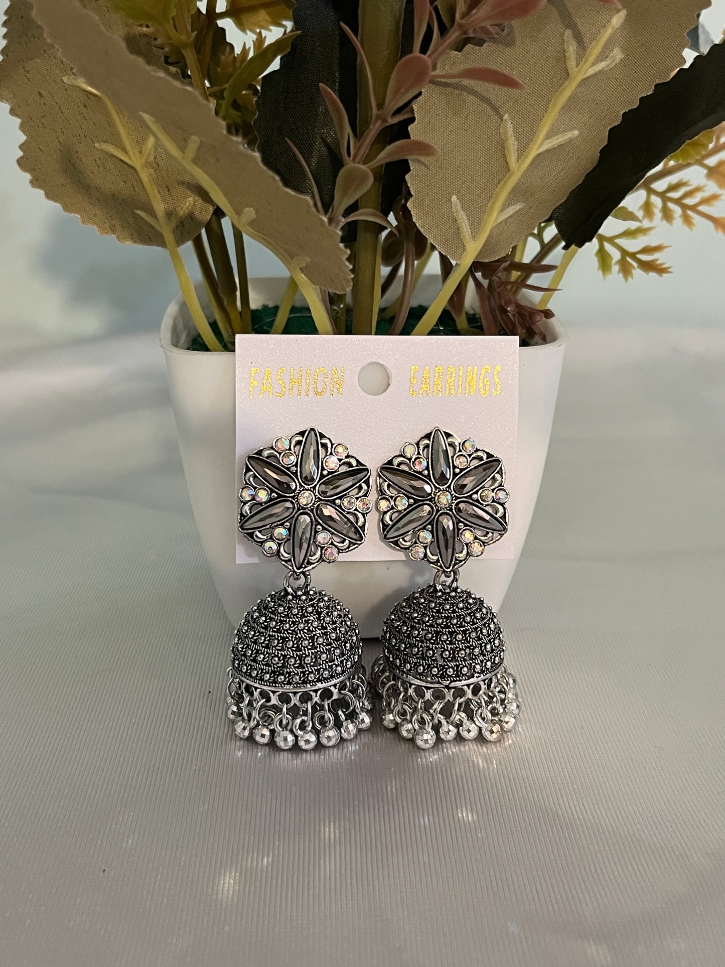 Saaz Silver Jhumka