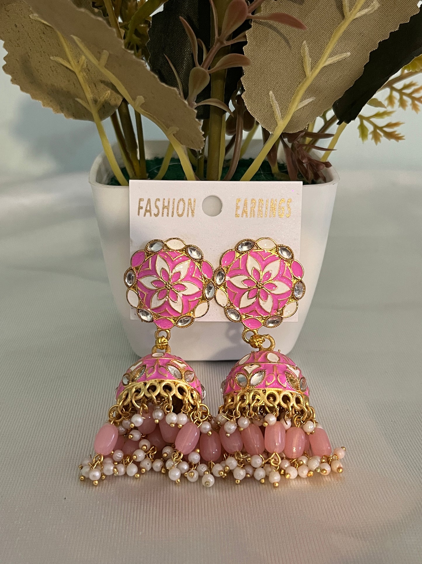 Gulabi Noor Jhumka