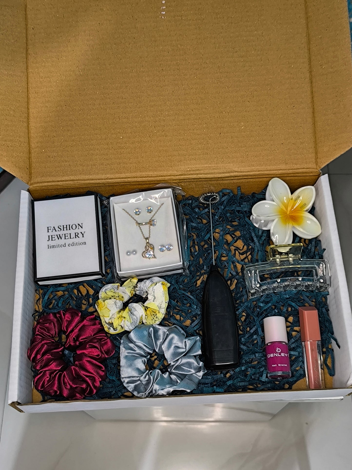 Little love hamper